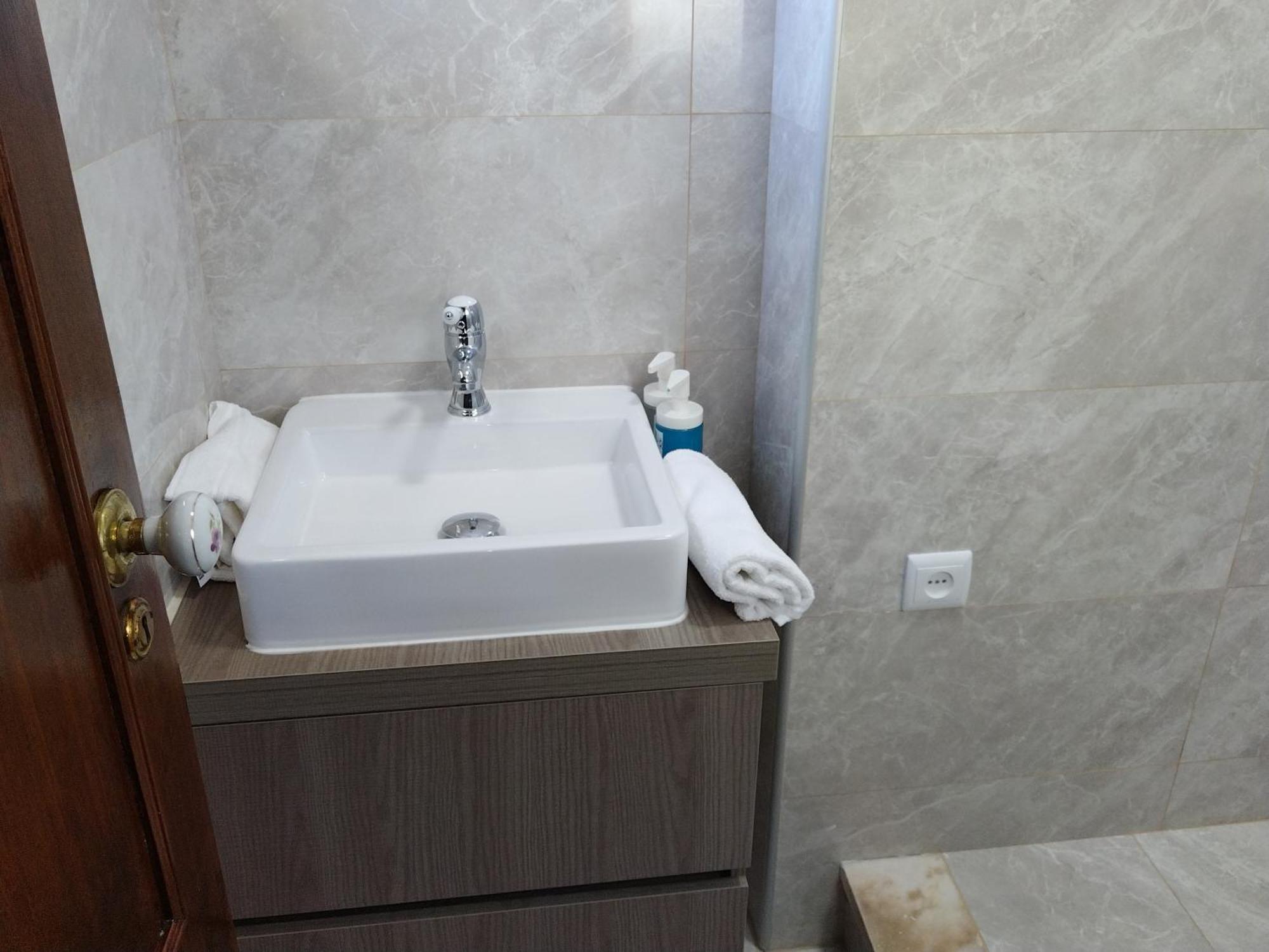 Oeiras Lagoas Parque ,Elite Home Porto Salvo  Екстер'єр фото
